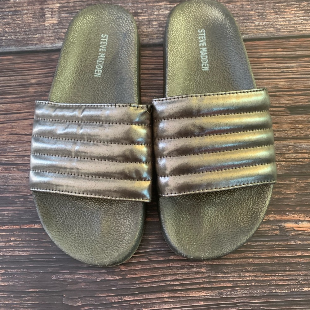 Steve Madden Slides